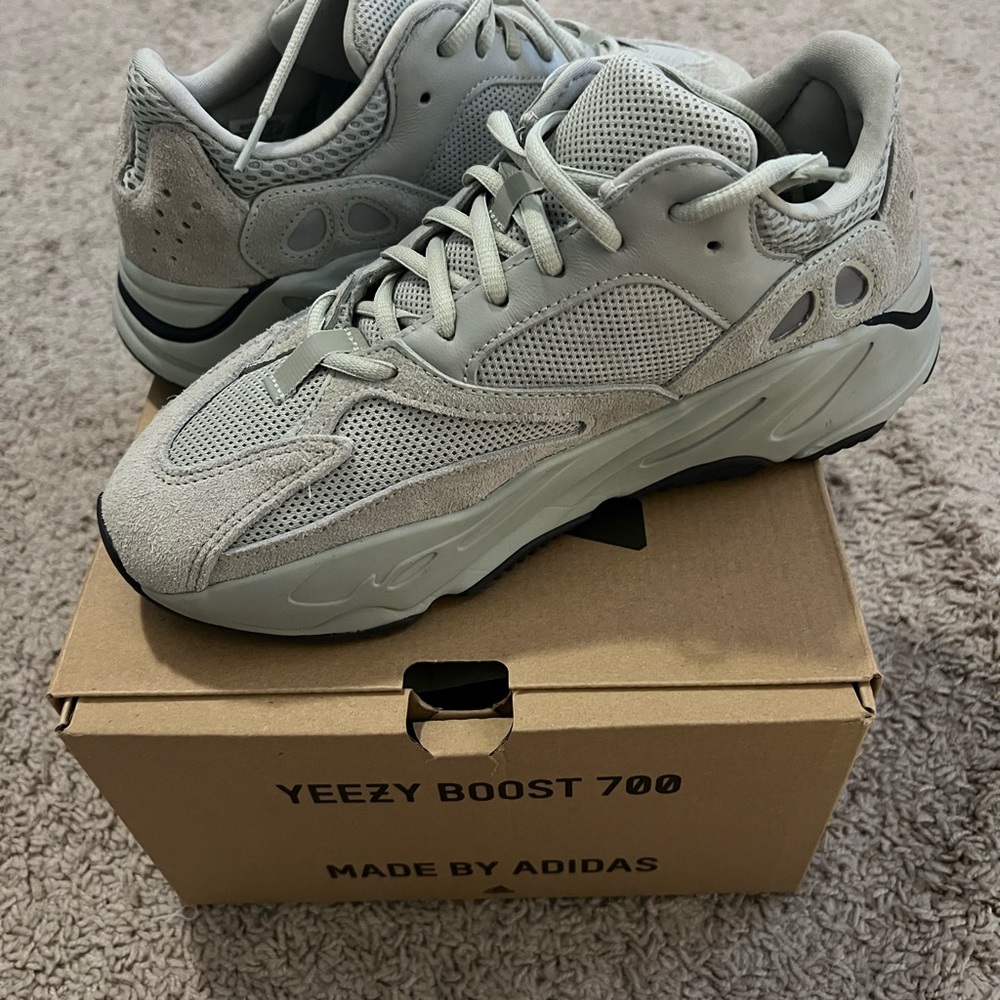 Adidas Yeezy Boost 700 in Light Gray